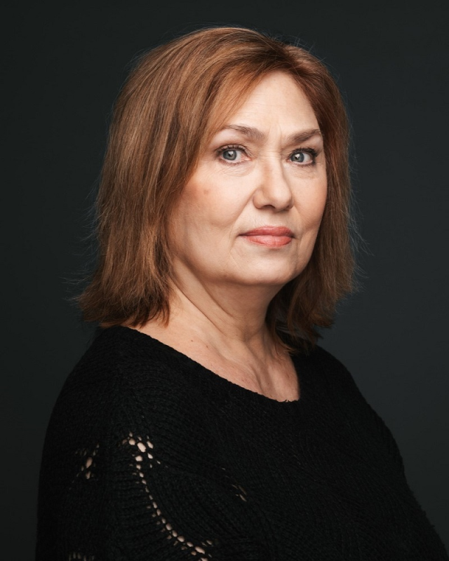 File:Mikiver, Carmen (allikas Eesti Näitlejate Liit).jpg